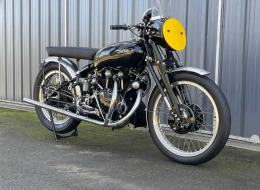 Moto Vincent Black Shadow Spéc. Black Lightning