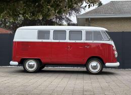 Volkswagen Combi Type 2 T1 Bus
