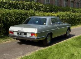 Mercedes-Benz CE 250 W114