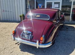 Jaguar MK 9