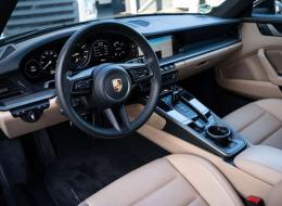Porsche 992 Carrera 4
