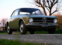 Alfa Roméo Giulia GT 1300 Junior