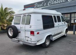 Chevrolet Van G20 Explorer Limited 