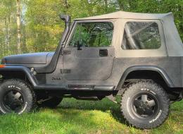 Jeep Wrangler YJ