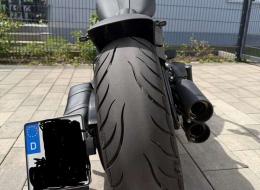 Moto Harley Davidson FLSTC