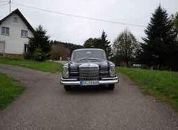Mercedes-Benz SEB 220
