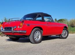MG B restaurée prête à rouler