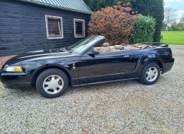 Ford Mustang V6 Cabriolet