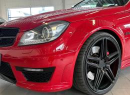Mercedes-Benz Classe C C63 AMG T Performance 487