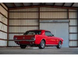 Ford Mustang V8 Coupé