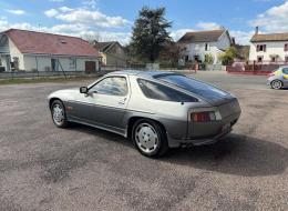 Porsche 928 V8