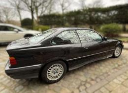 BMW Série 3 320i Coupé