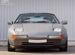 Porsche 928 S4