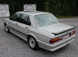 BMW M5 E28 535i