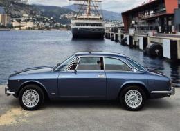 Alfa Roméo Giulia GT Veloce 2000 Aaldering Gallery