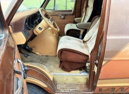 Dodge Van Ram B150