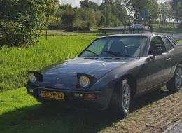 Porsche 924