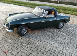 MG B