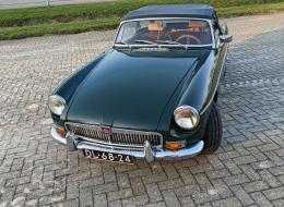 MG B