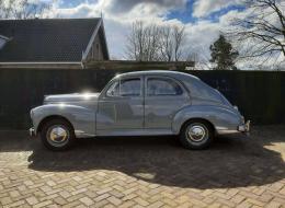 Peugeot 203 C