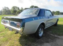 Ford Mustang V8 Coupé