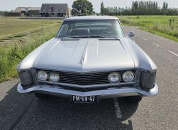 Buick Riviera V8 6.2 L