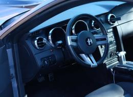 Ford Mustang MUSTANG V COUP&Eacute; V6 4.0L