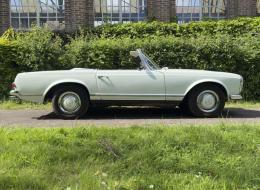 Mercedes-Benz SL 230 Pagode