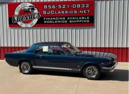 Ford Mustang V8 GT