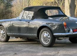 Alfa Roméo Giulia Spider