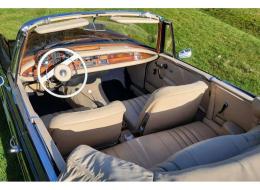 Mercedes-Benz SE 220 Cabriolet