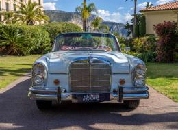 Mercedes-Benz SE 220 Cabriolet