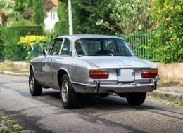 Alfa Roméo Giulia GT 2000 Veloce 