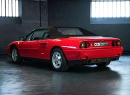 Ferrari Mondial T cabriolet