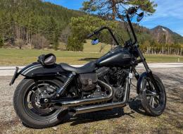 Moto Harley Davidson Dyna Street Bob FXDBC de 2016