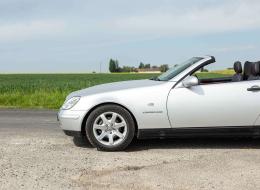 Mercedes-Benz SLK 230