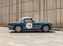 Triumph TR4 FIA