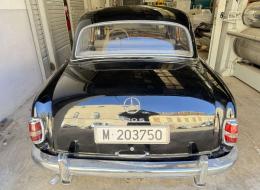 Mercedes-Benz Ponton 220 S