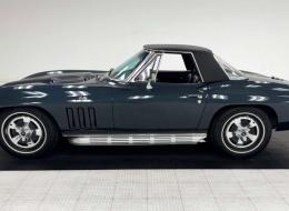 Chevrolet Corvette C2 Convertible