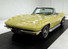 Chevrolet Corvette C2 Convertible