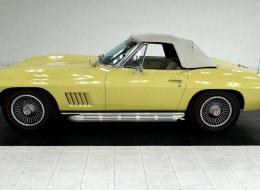 Chevrolet Corvette C2 Convertible