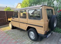 Mercedes-Benz G Class 230