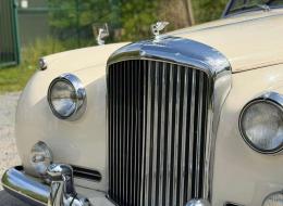 Bentley S1 Saloon