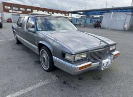 Cadillac De Ville