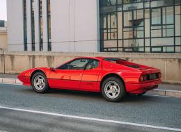 Ferrari BB 512 i