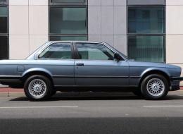 BMW Série 3 325ia