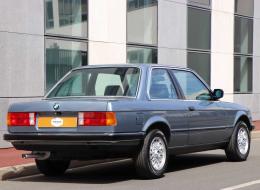 BMW Série 3 325ia
