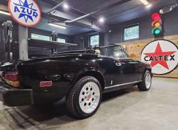 Fiat 124 Spider 2000 Injection