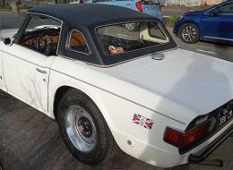 Triumph TR6