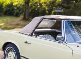 Mercedes-Benz SL 230 Pagode